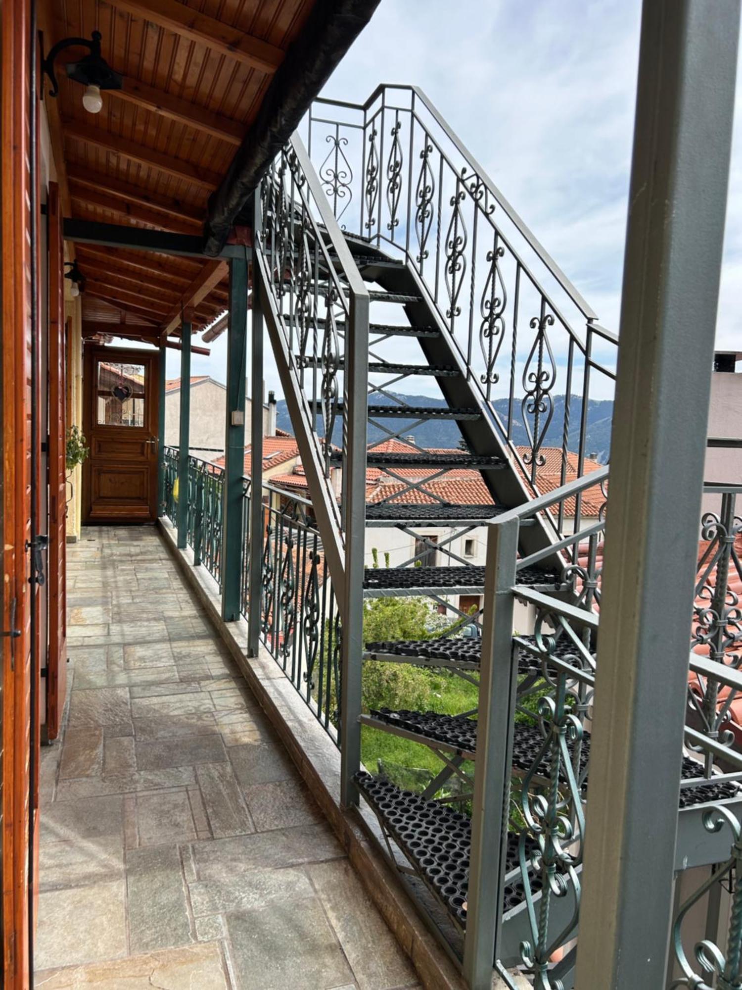 Guesthouse Doma Est 1991 Arachova Exterior foto